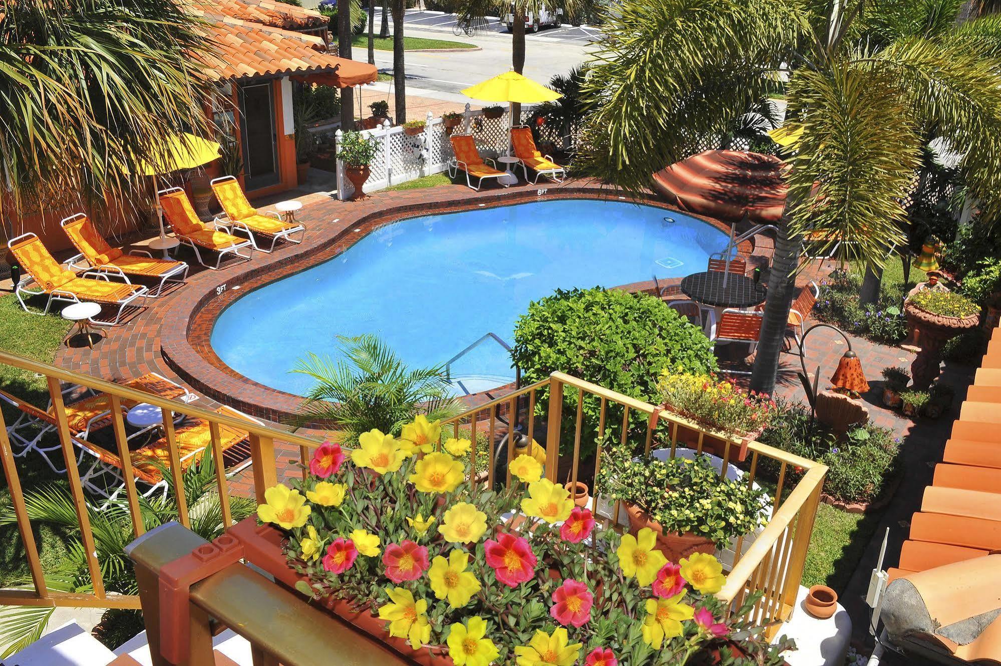Blue Seas Courtyard 3*